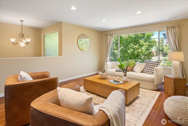 745 N 97th Street, Seattle, WA 98103