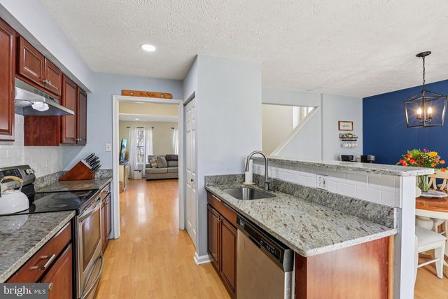 5720 CEDAR LN, Columbia, MD 21044