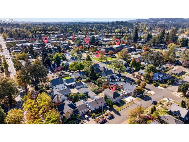 606 E FRANKLIN St, Newberg, OR 97132