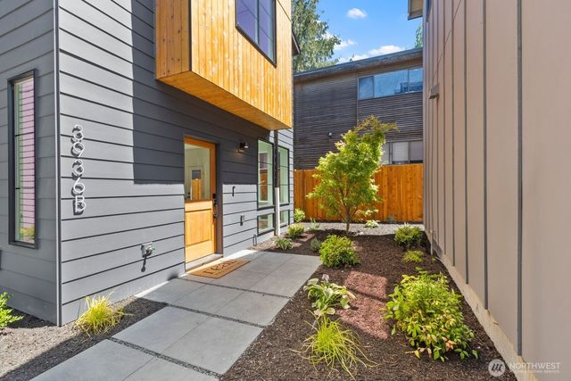 3936 B S Angeline Street, Seattle, WA 98118