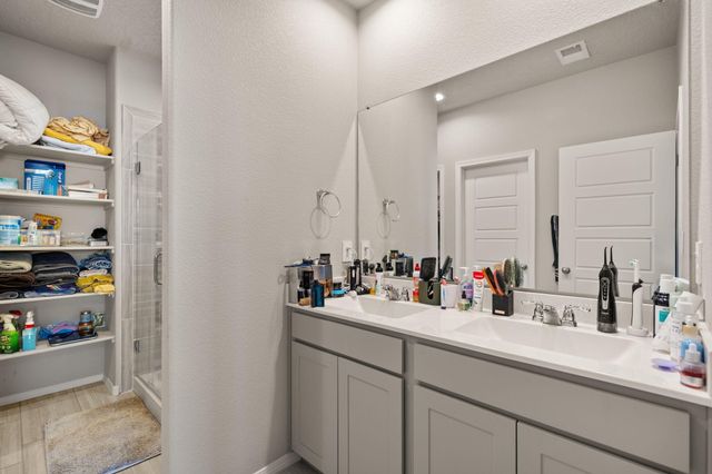 10725 Aspiration Lane SW, Albuquerque, NM 87121