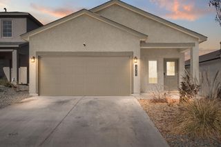 10725 Aspiration Lane SW, Albuquerque, NM 87121