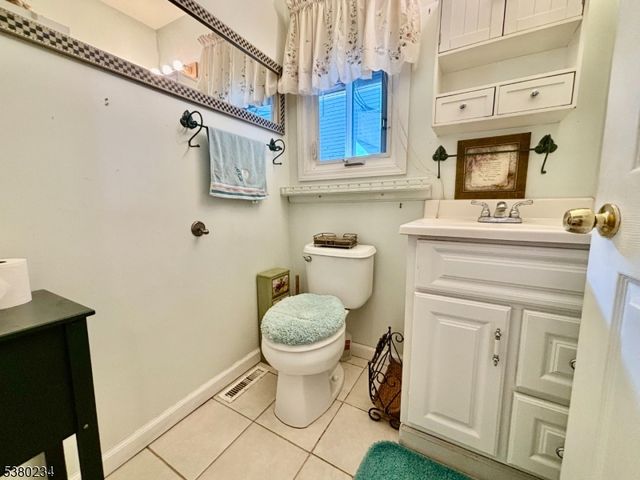 18 Delaware Ave, Rockaway Twp., NJ 07866