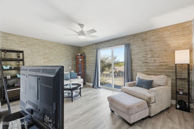 6551 N Camino Abbey, Tucson, AZ 85718