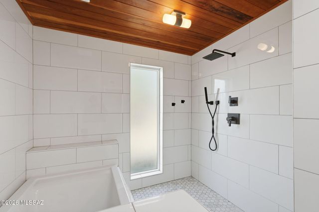 6551 N Camino Abbey, Tucson, AZ 85718