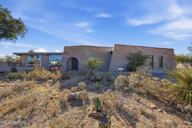 6551 N Camino Abbey, Tucson, AZ 85718