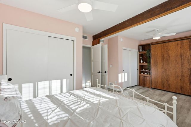 6551 N Camino Abbey, Tucson, AZ 85718