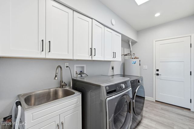 6551 N Camino Abbey, Tucson, AZ 85718