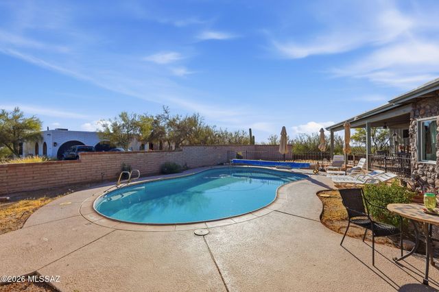 6551 N Camino Abbey, Tucson, AZ 85718