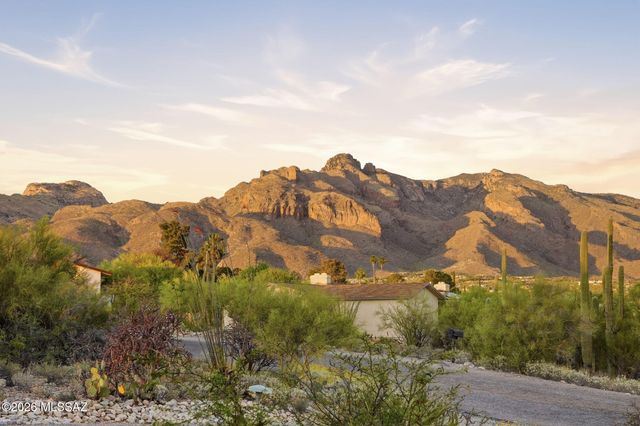 6551 N Camino Abbey, Tucson, AZ 85718