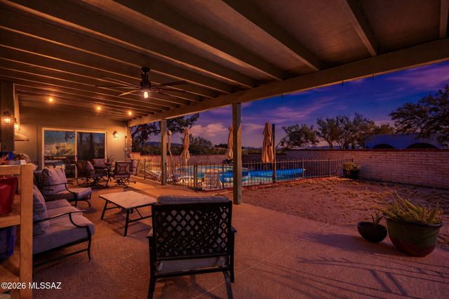 6551 N Camino Abbey, Tucson, AZ 85718