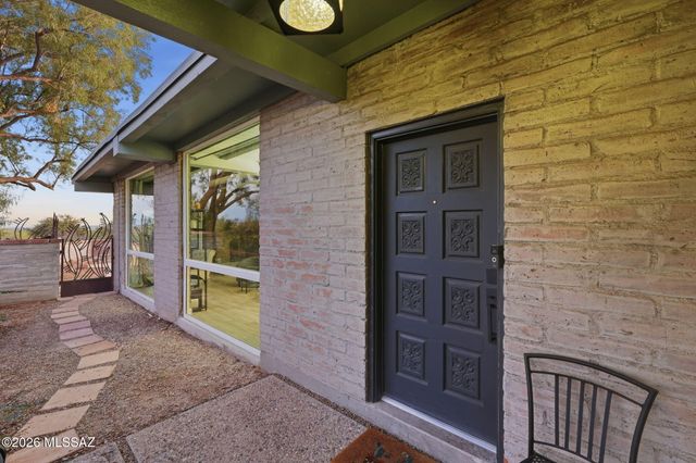 6551 N Camino Abbey, Tucson, AZ 85718