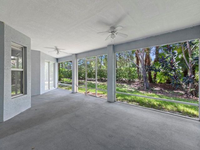 483 S Key Lime Square SW, Vero Beach, FL 32968
