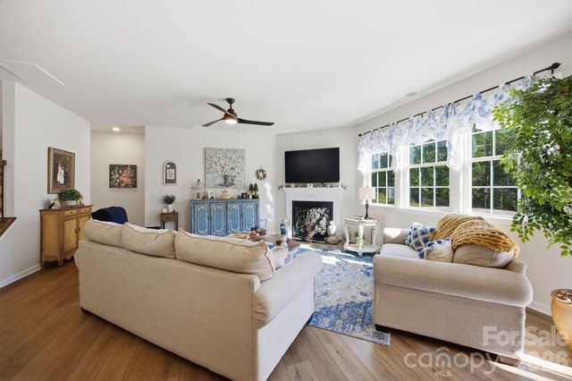 5688 Newton Way, Maiden, NC 28650