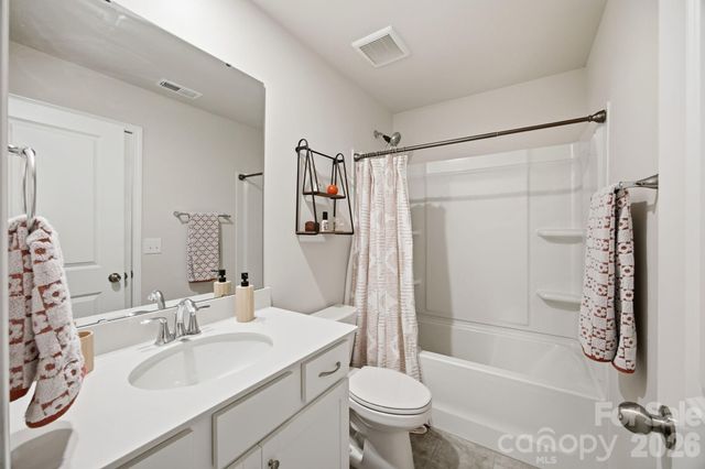 5688 Newton Way, Maiden, NC 28650