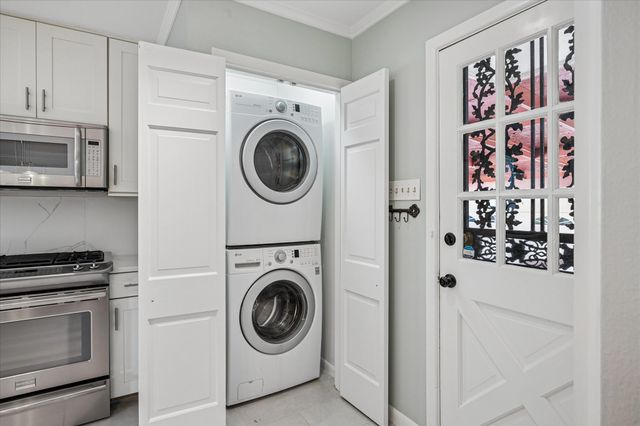 1831 Swan Drive, Dallas, TX 75228