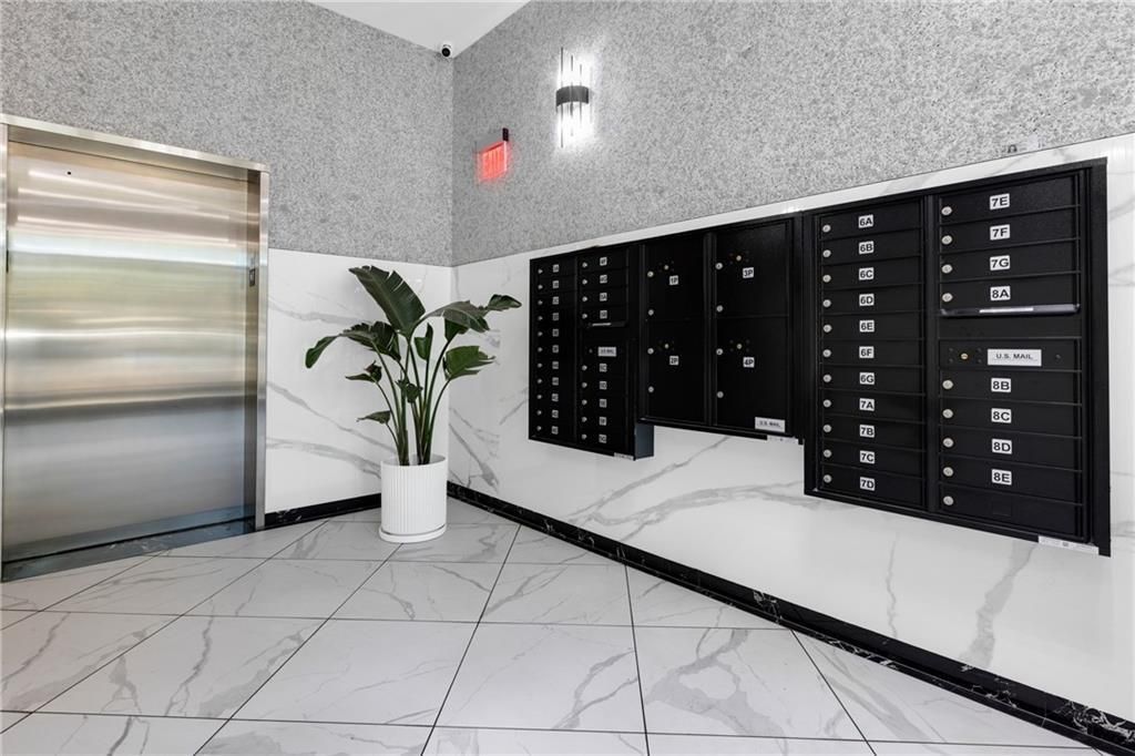 15 W End Avenue 3F, Brooklyn, NY 11235