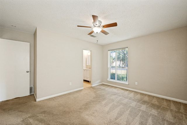 204 E Cunningham Avenue, Crowley, TX 76036