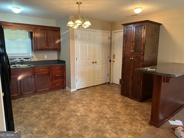 109 Chance Lane, Glennville, GA 30427
