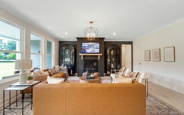 7904 Pine Street, Fairview, TN 37062