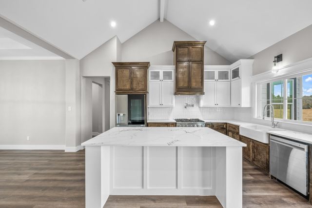 93 Long Horn Loop, New Waverly, TX 77358