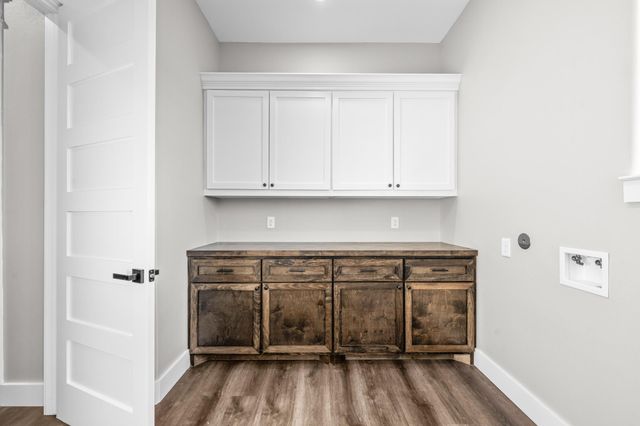 93 Long Horn Loop, New Waverly, TX 77358