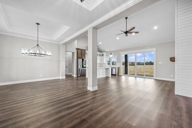 93 Long Horn Loop, New Waverly, TX 77358