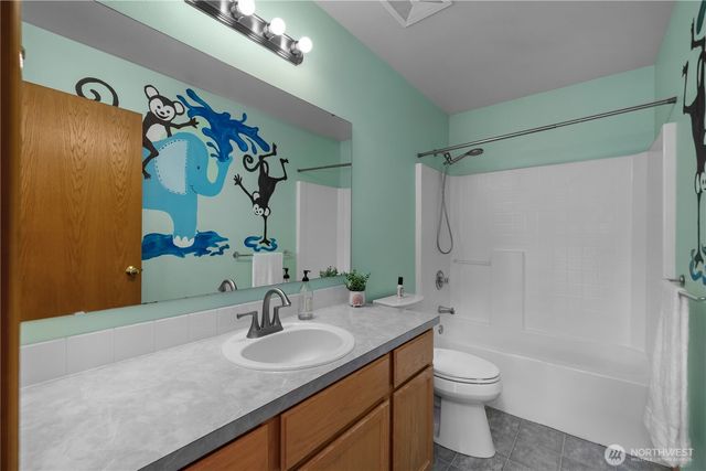 3335 68th Avenue SW, Tumwater, WA 98512