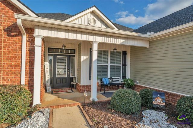 216 Piedmont Lane, Bonaire, GA 31005