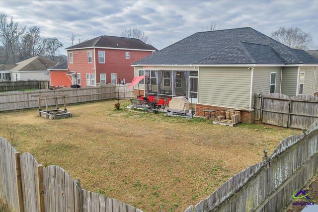 216 Piedmont Lane, Bonaire, GA 31005