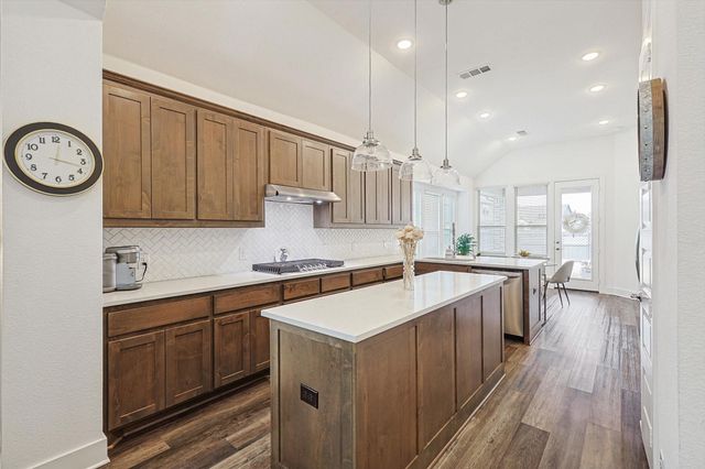 2340 Gray Drive, Northlake, TX 76247