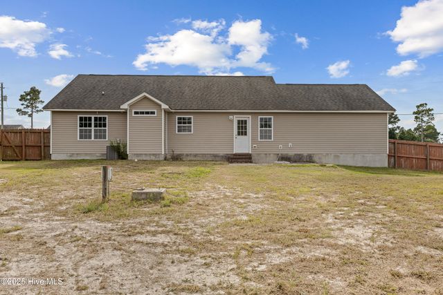 125 Rosemary Avenue, Hubert, NC 28539
