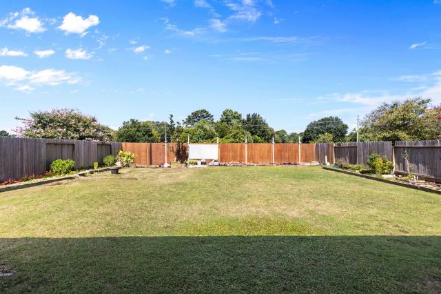 19327 Cloud Peak Drive, Tomball, TX 77377