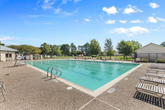 19327 Cloud Peak Drive, Tomball, TX 77377