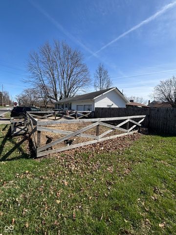 1719 Lindberg Road, Anderson, IN 46012