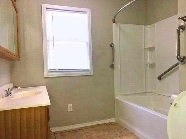 1933 S Palisade Ave., Wichita, KS 67213