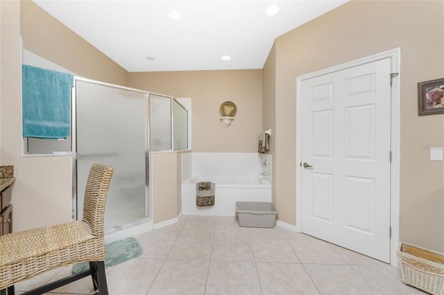 25567 HERITAGE LAKE BOULEVARD 29, Punta Gorda, FL 33983