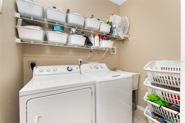 25567 HERITAGE LAKE BOULEVARD 29, Punta Gorda, FL 33983