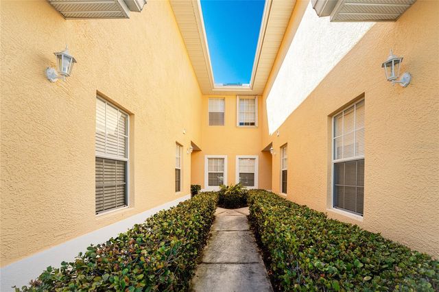 25567 HERITAGE LAKE BOULEVARD 29, Punta Gorda, FL 33983