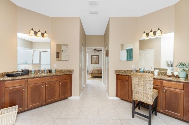 25567 HERITAGE LAKE BOULEVARD 29, Punta Gorda, FL 33983