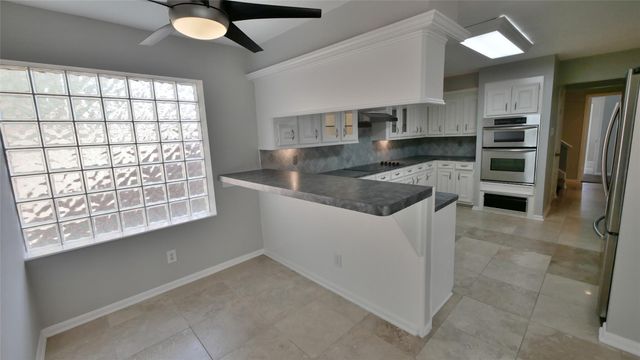 8003 Oakwood Forest Drive, Houston, TX 77040