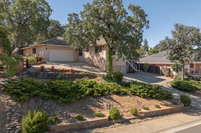 431 Live Oak Dr Dr, Angels Camp, CA 95222