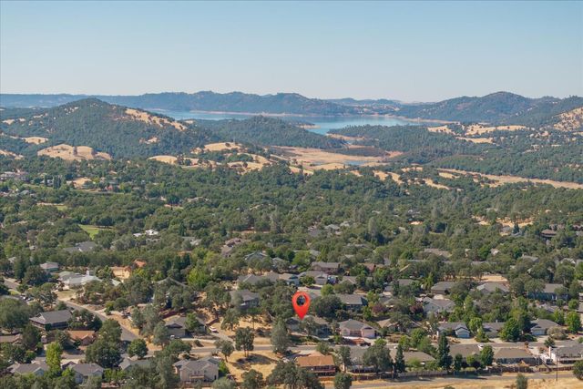 431 Live Oak Dr Dr, Angels Camp, CA 95222