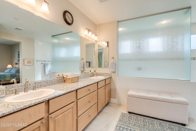 495 N Hale Drive, Green Valley, AZ 85614