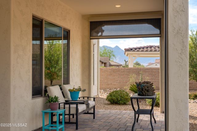 495 N Hale Drive, Green Valley, AZ 85614