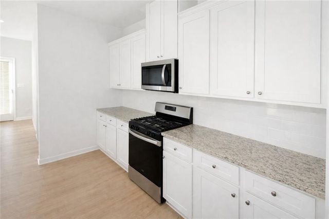 615 Clark Lake Estates Drive, Grayson, GA 30017