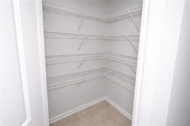 615 Clark Lake Estates Drive, Grayson, GA 30017