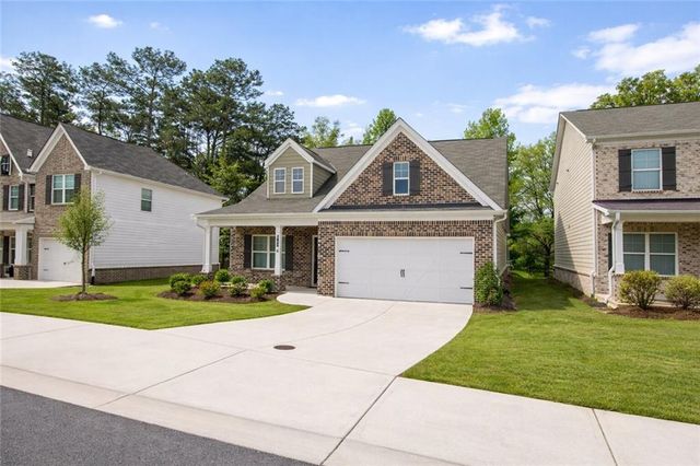 615 Clark Lake Estates Drive, Grayson, GA 30017