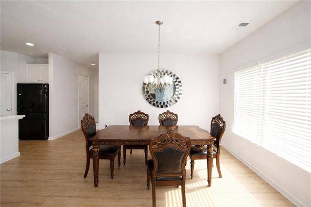 615 Clark Lake Estates Drive, Grayson, GA 30017