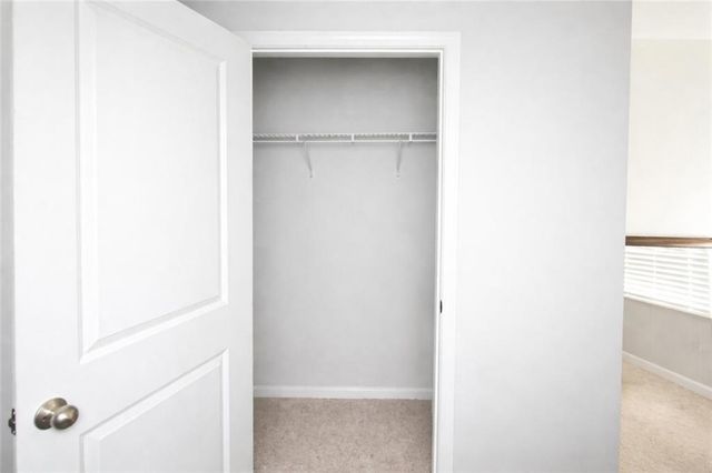 615 Clark Lake Estates Drive, Grayson, GA 30017